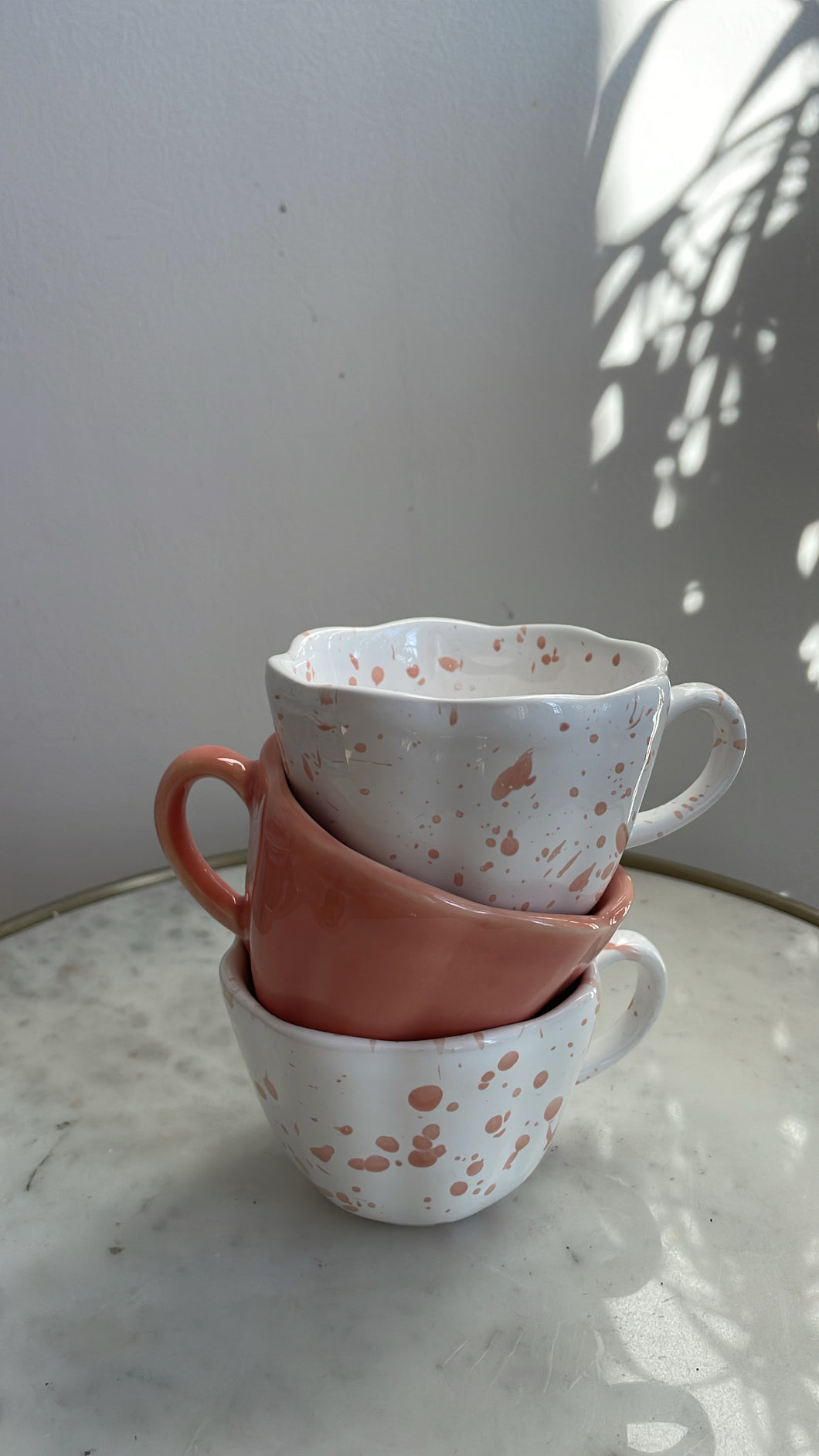 Selection Louani- Set café 3 tasses terracotta et éclats rose