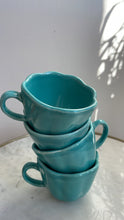 Load image into Gallery viewer, Set café 4 tasses turquoises
