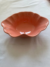 Load image into Gallery viewer, Coquillages-saladier corail

