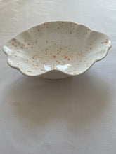 Load image into Gallery viewer, Souvenirs d&#39;été- saladier éclats rose
