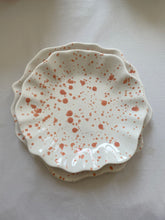 Load image into Gallery viewer, Souvenirs d&#39;été éclats rose - assiette petit modèle
