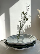 Load image into Gallery viewer, Souvenirs d&#39;été- éclats vert-Assiette plate
